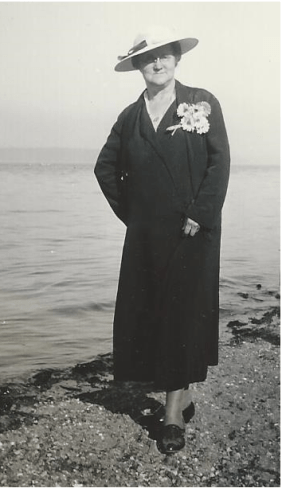 PIX_BUTTERFIELD_ORAH MYRTLE AT HOOD CANAL