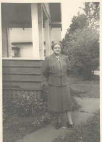 PIX_BUTTERFIELD_ORAH HOUSE ON K ST_TACOMA_1940S I THINK