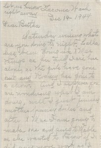 PIX_BUTTERFIELD_DEC 1944_PANSY DOILIES