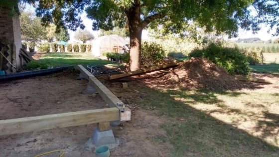 new-deck-and-fall-flowers_sept-2016-13